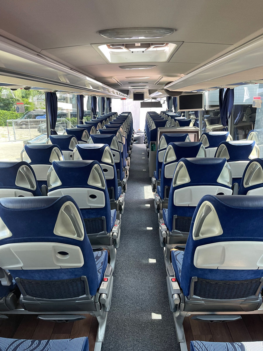 Servicii Transport Persoane Intern & International 59 locuri foto 5