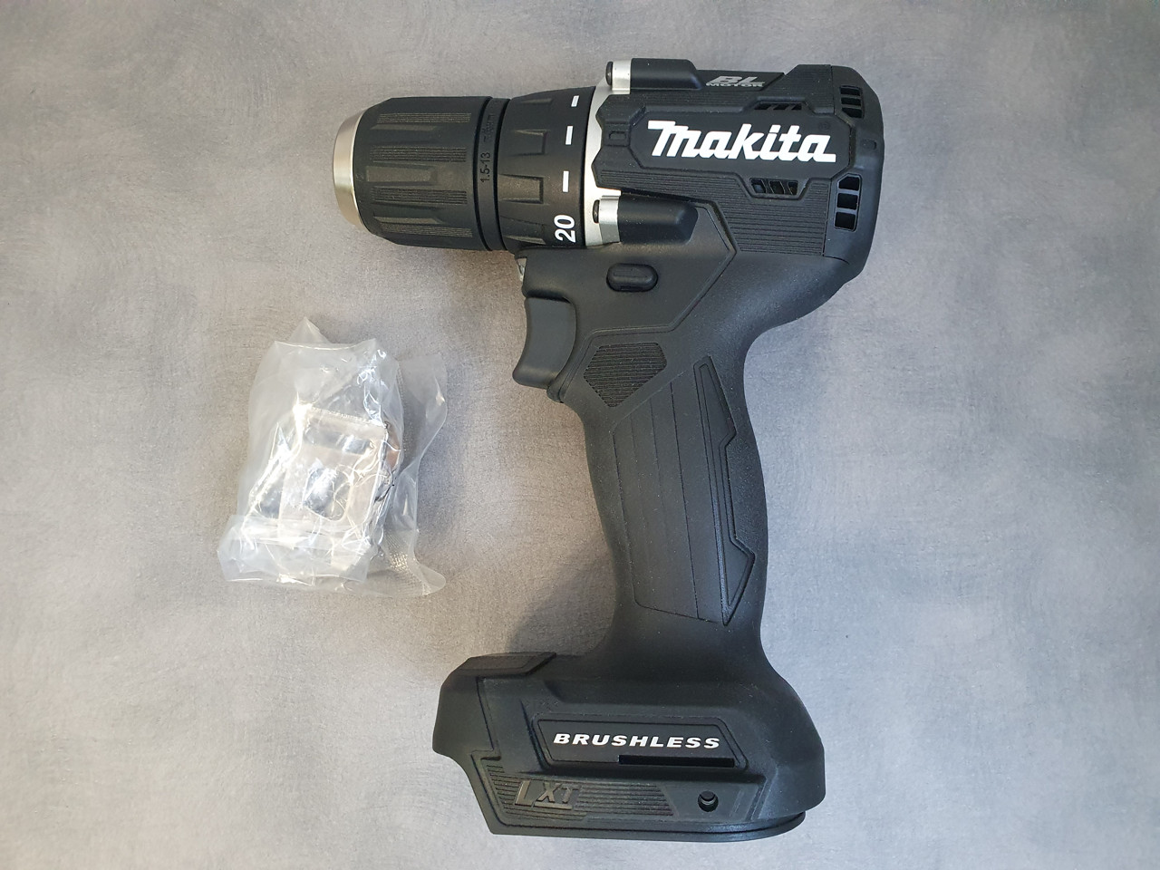 Makita XFD15 LXT 18V Brushless DriverDrill