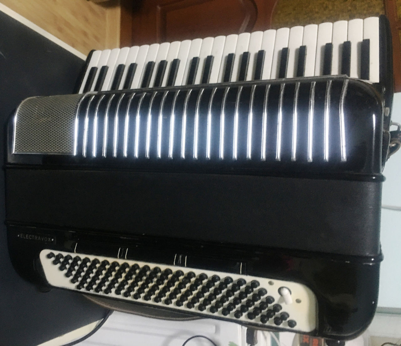 Электронный Аккордеон Hohner Electravox Akkordeon
