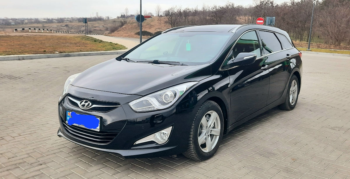 Hyundai i40 фото 0