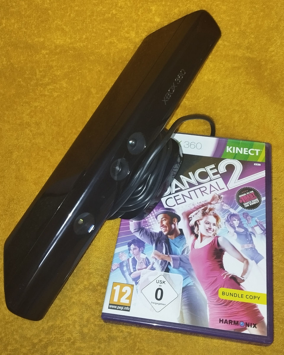 Продам Kinect для Xbox 360 + игра в подарок.