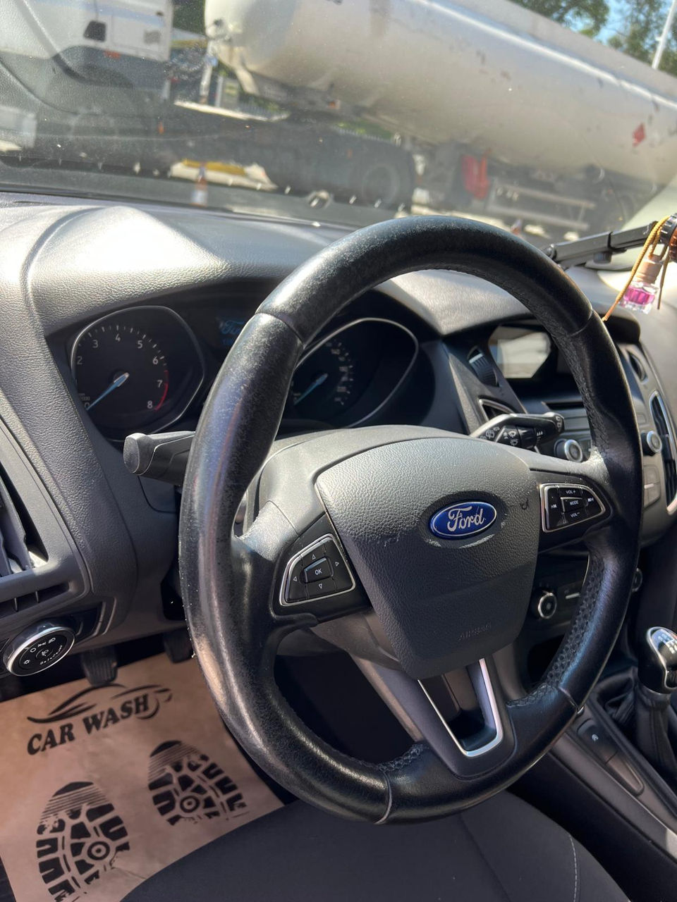 Ford Focus фото 5