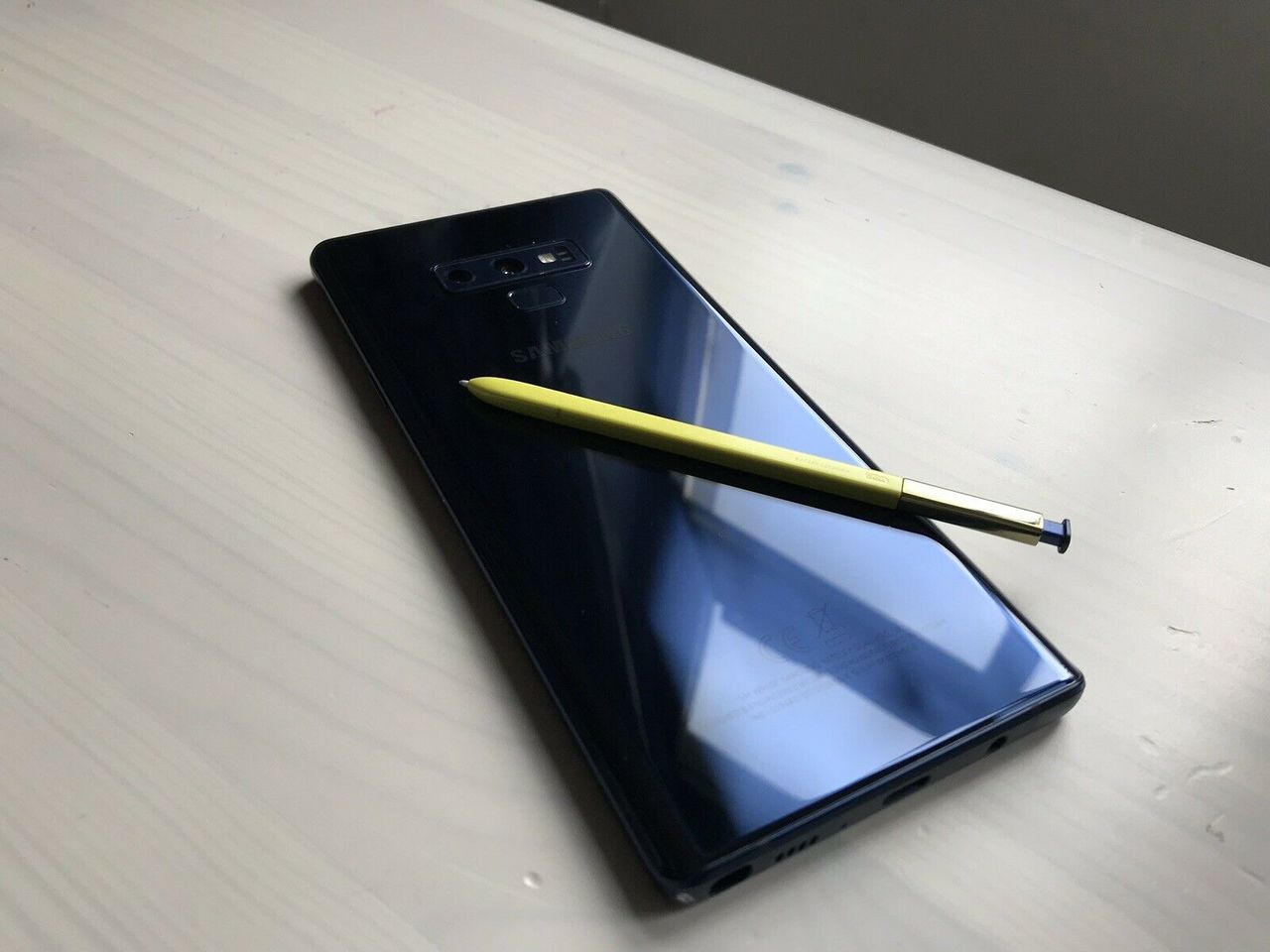 Самсунг нот 10 512гб. Galaxy note9 128 GB - cloud Silver. Samsung Note 9 сбоку. Samsung Galaxy Note 10+в Верхнем Уфалее.