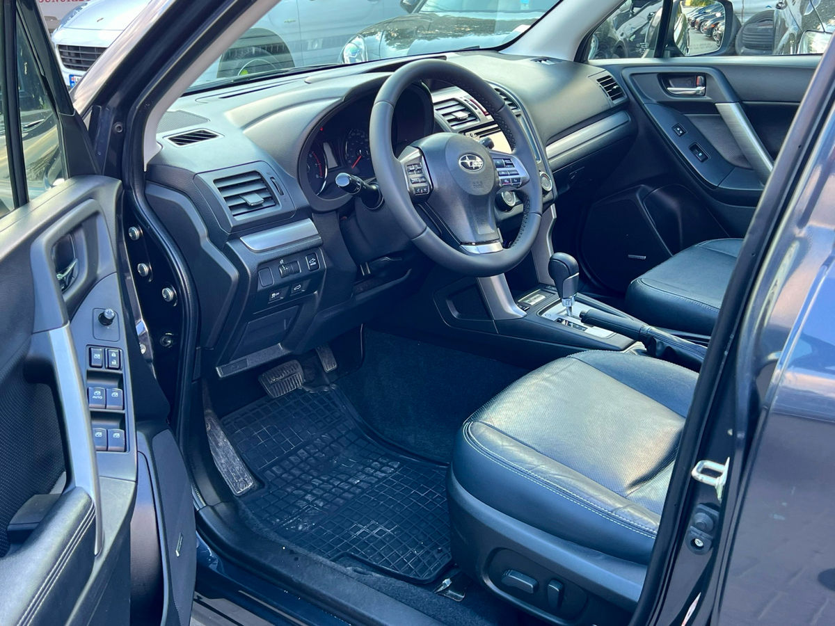 Subaru Forester foto 4