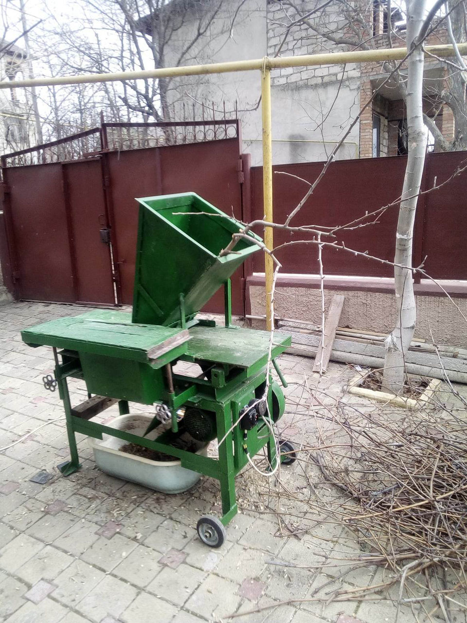 Деревообрабатывающий станок foto 0