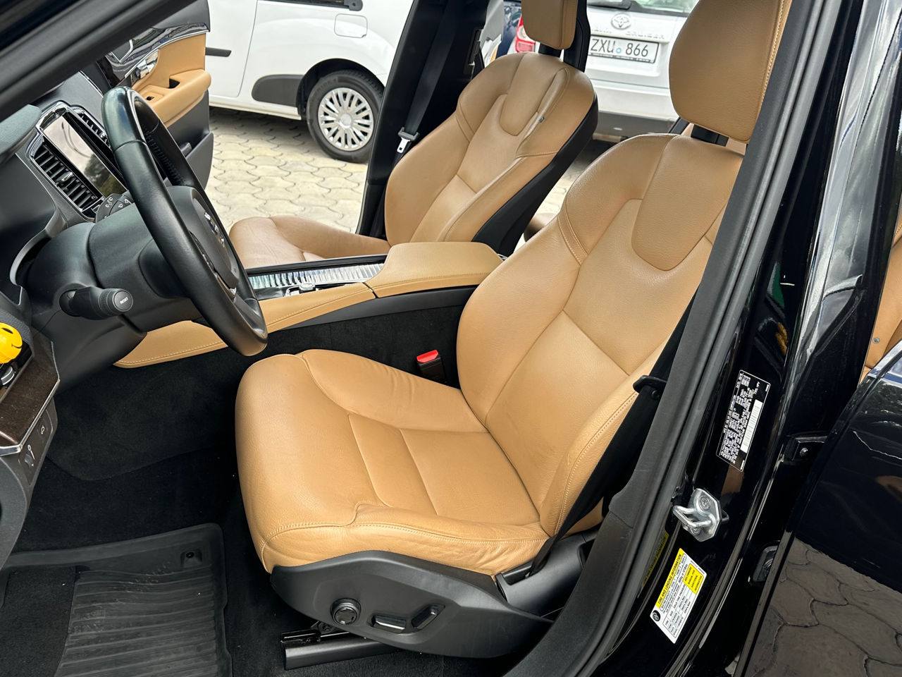 Volvo XC90 foto 6