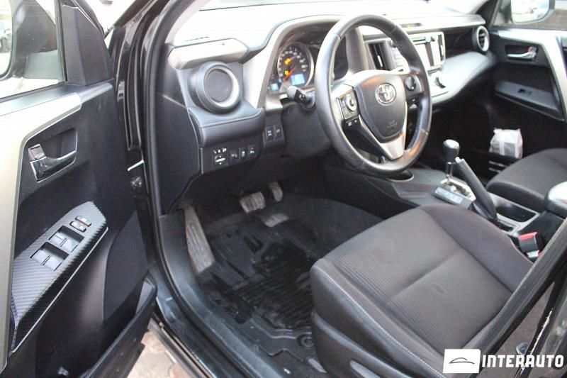Toyota Rav 4 foto 8