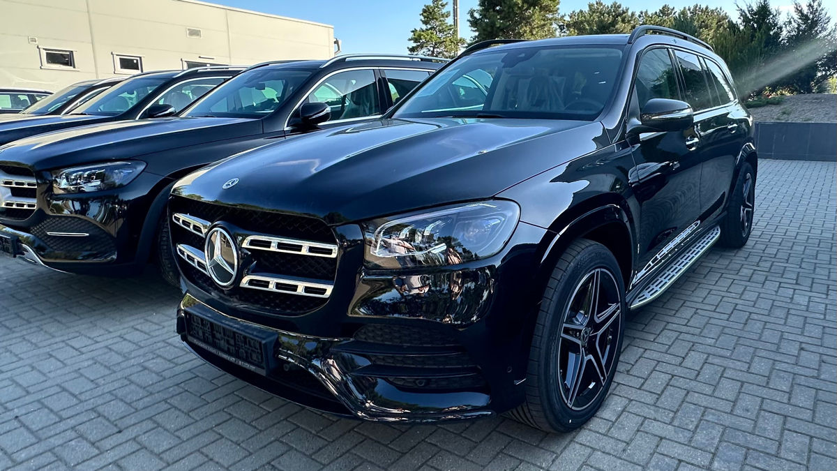 Chirie Mercedes GLS 450 фото 0
