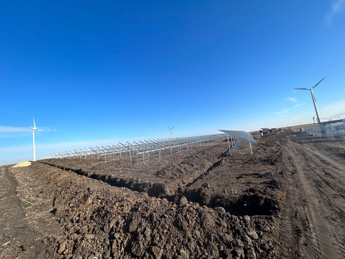 Structură metalica/metal pentru panouri solare la sol/pe acoperis foto 4