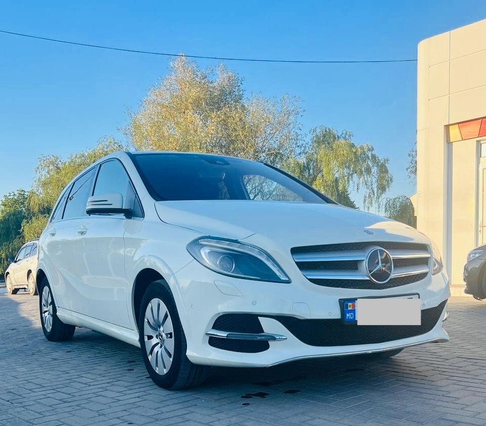 Mercedes B-Class foto 0