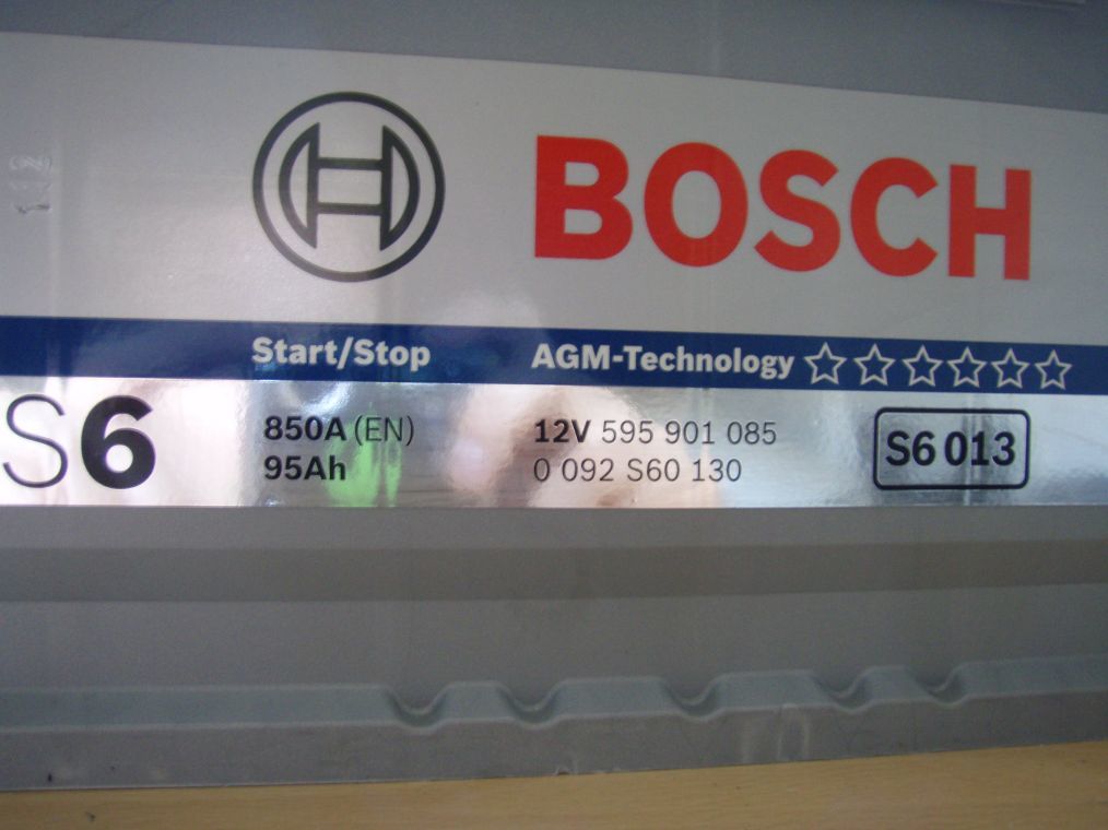 Bosch-baterii auto ,calitate superioara la pret accesibil. foto 1