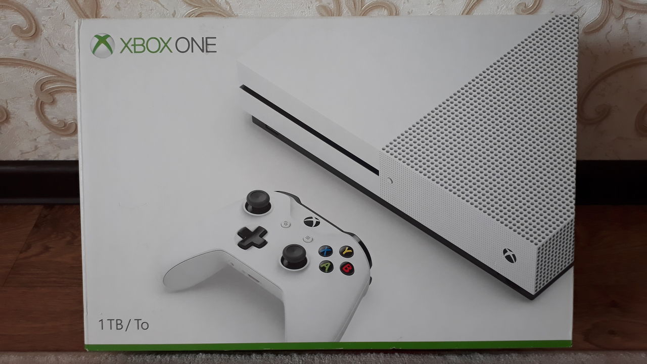 Лучший новогодний подарок - Xbox One S 1TB!!!