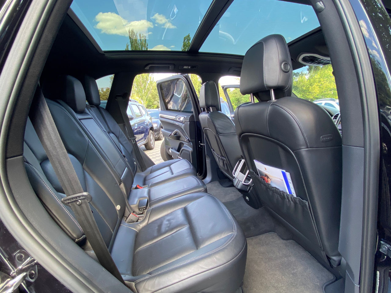 Porsche Cayenne foto 14