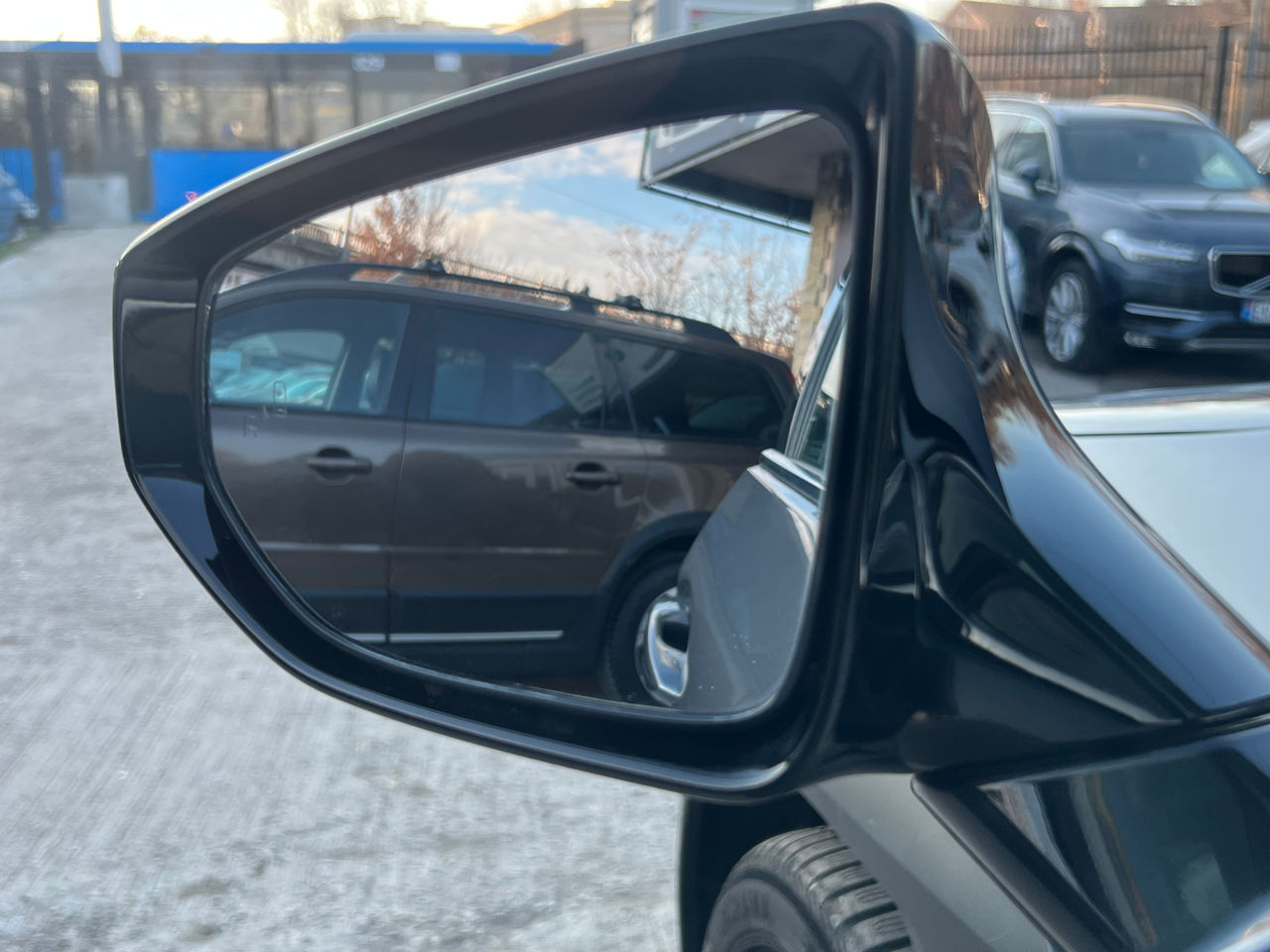 Lexus UX фото 19
