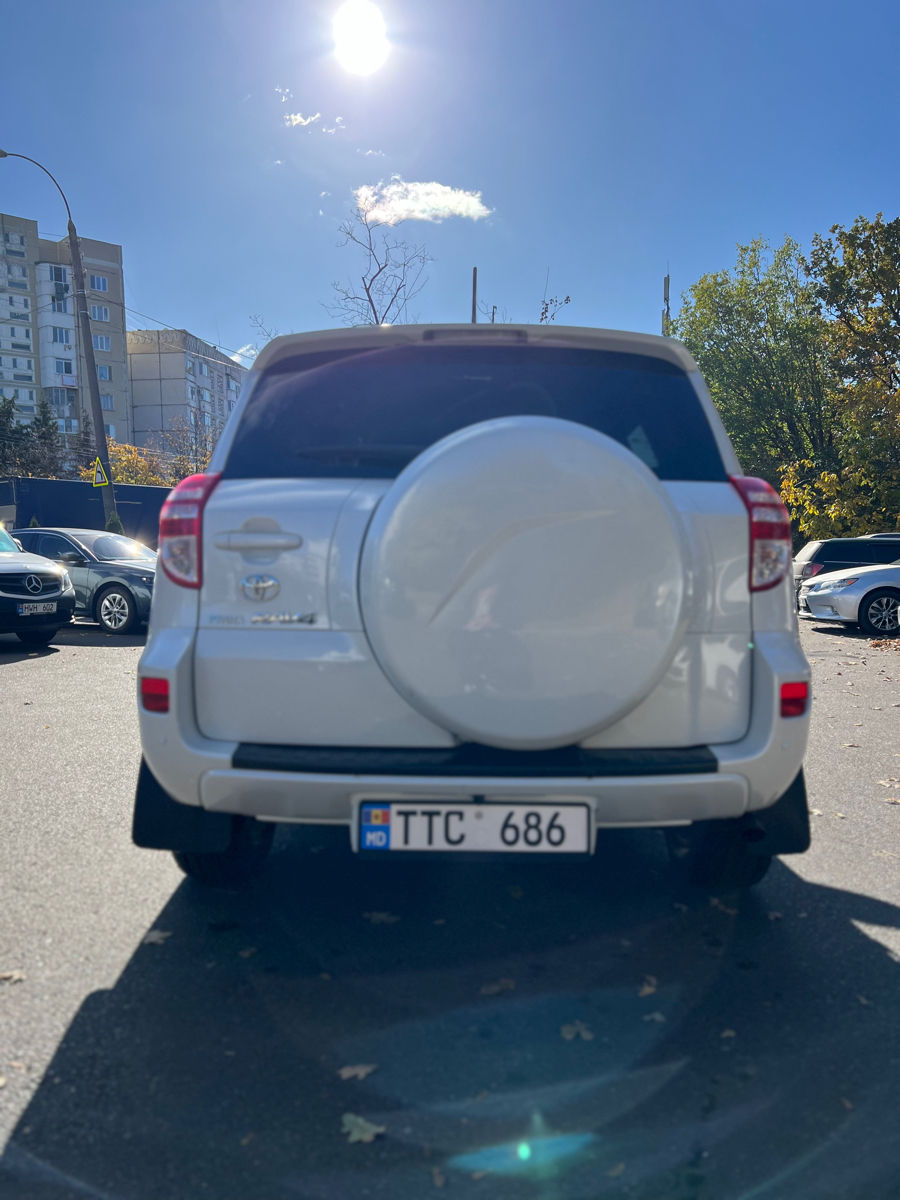 Toyota Rav 4 foto 2