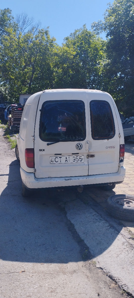 Volkswagen Caddy фото 2
