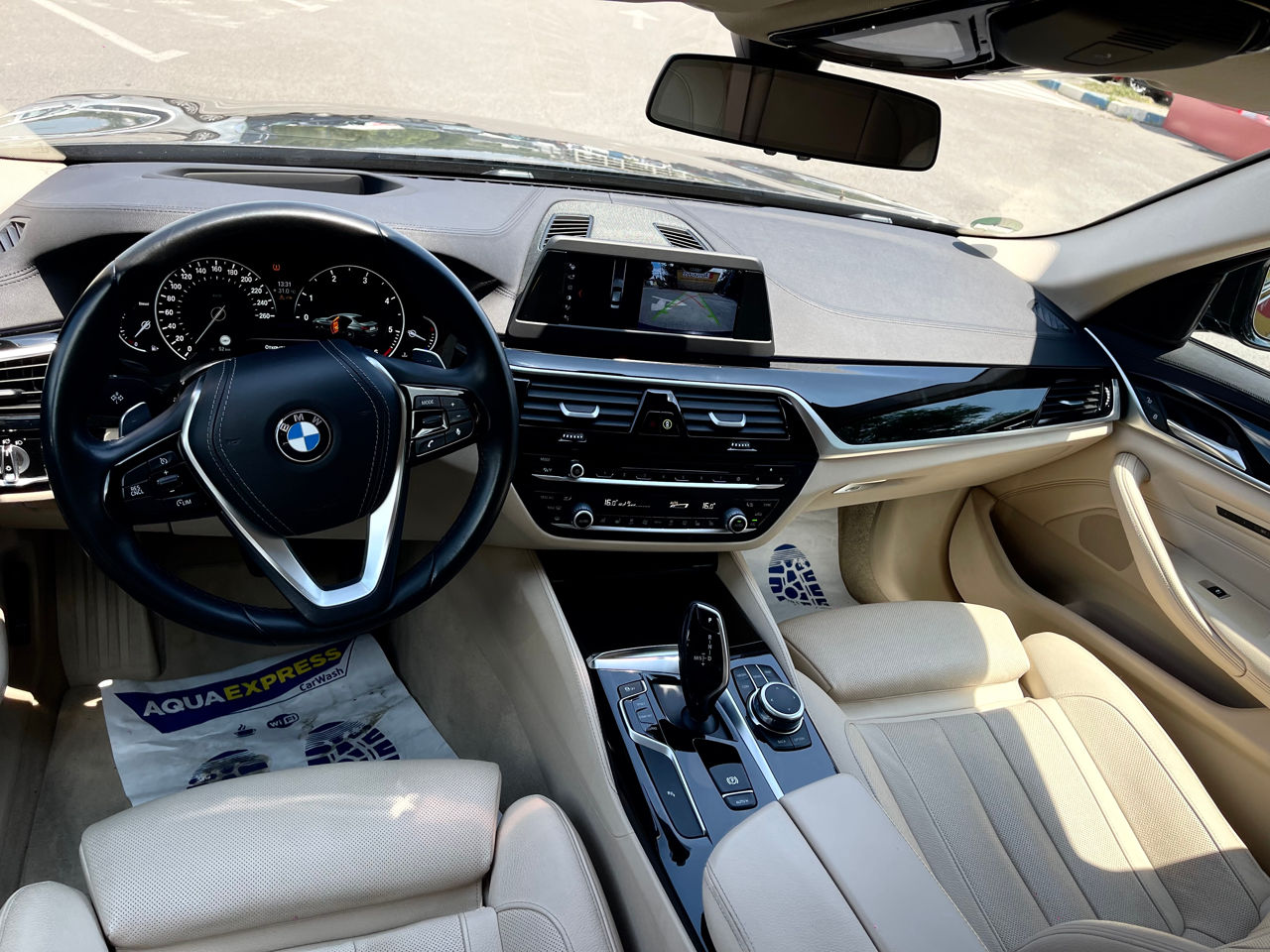 BMW 5 Series foto 2