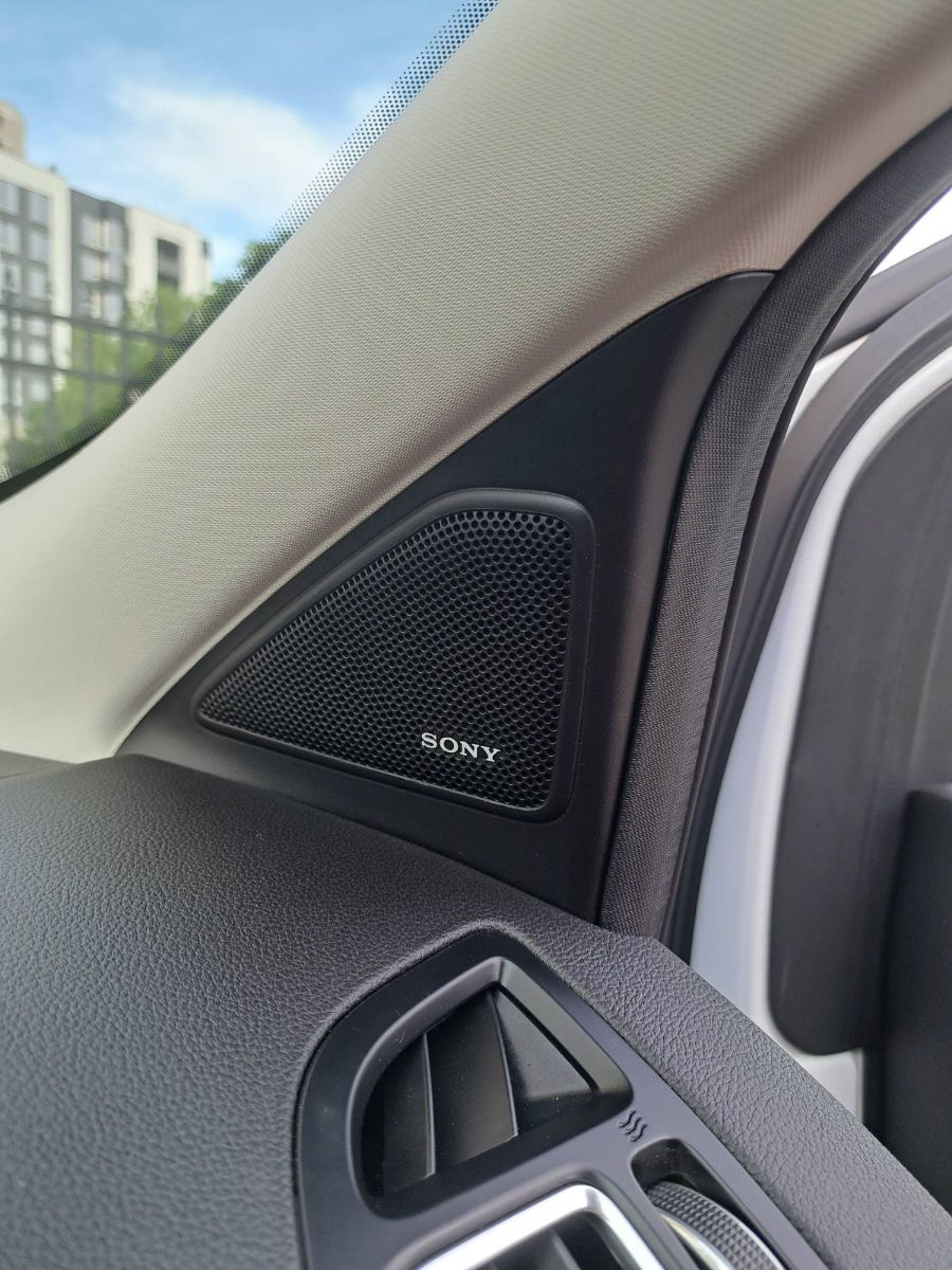 Ford Kuga foto 8