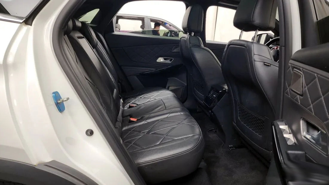 DS Automobiles DS 7 Crossback фото 11