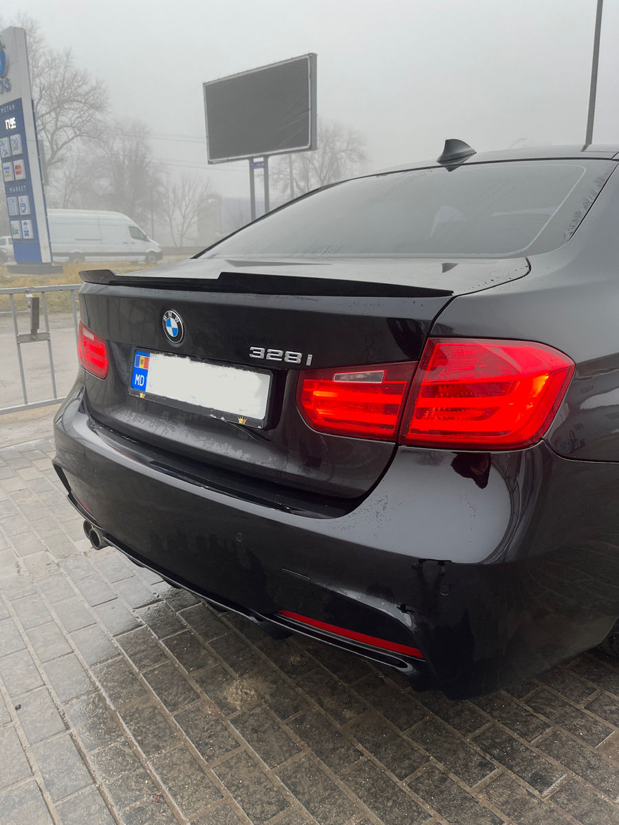 BMW 3 Series фото 4