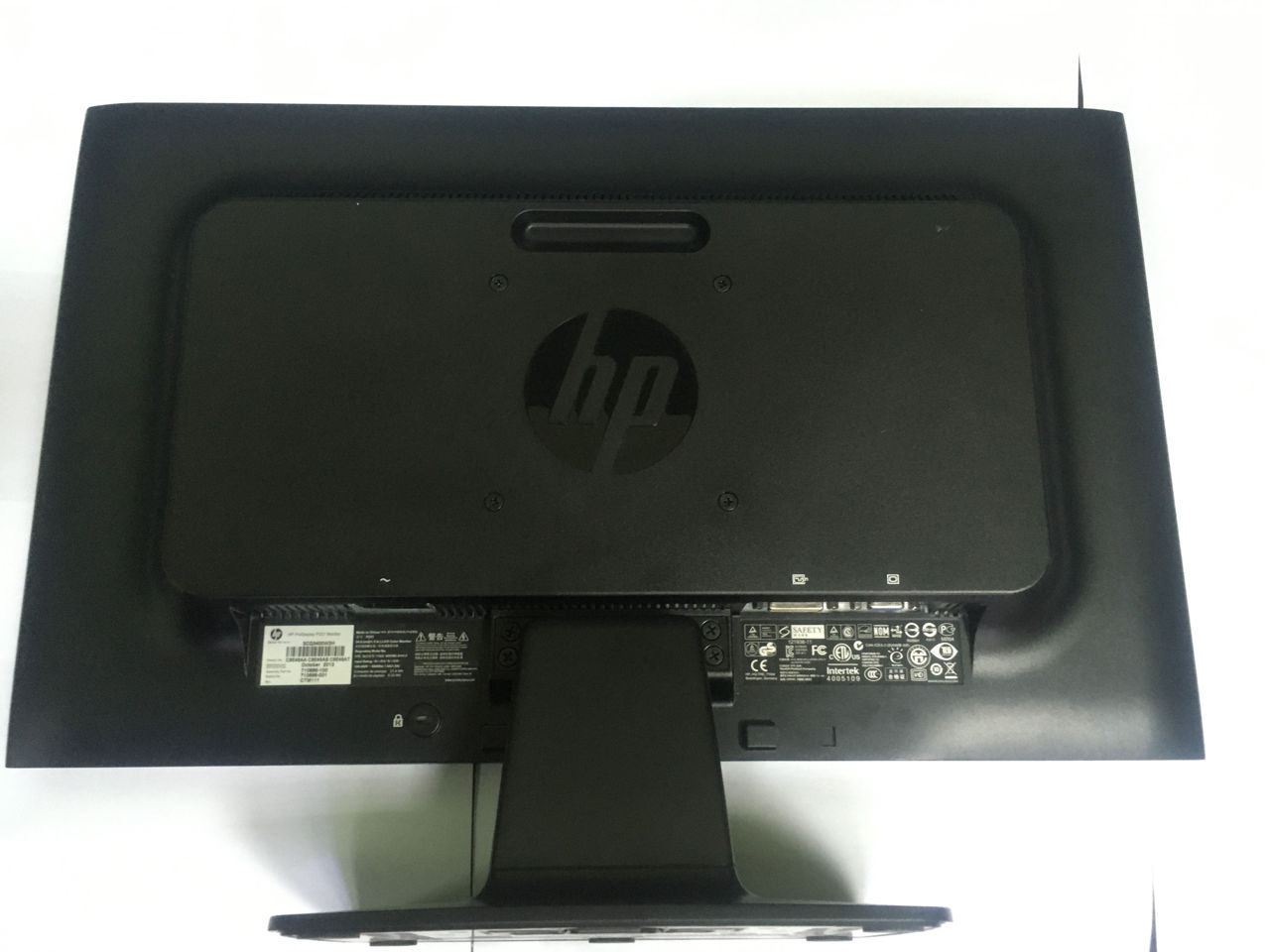 Монитор HP ProDisplay P221  - на  22   - Asus  VH197 DR - 18.5 - Asus    VS 197 DE   -  19  фото 1