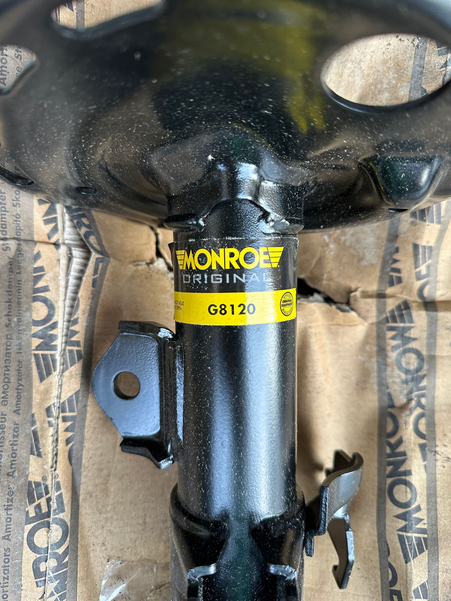 Toyota auris suspensie  foto 5