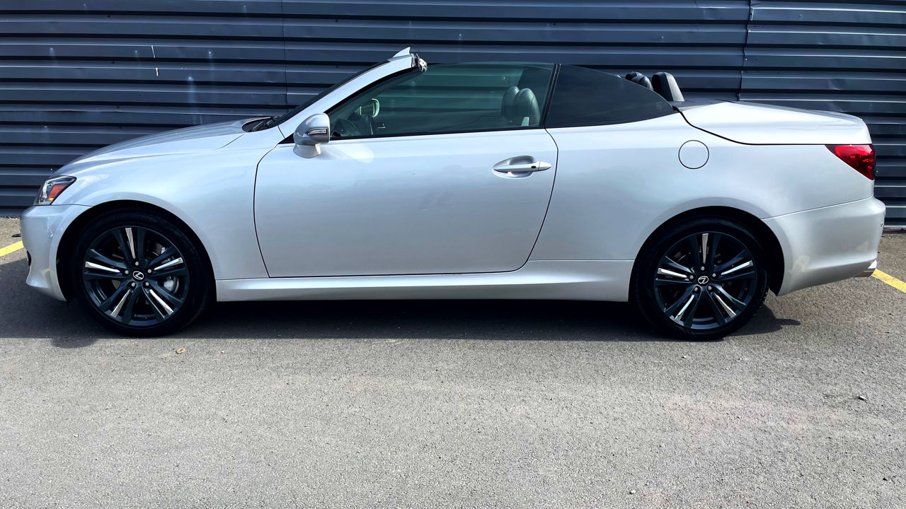 Lexus IS Series foto 2