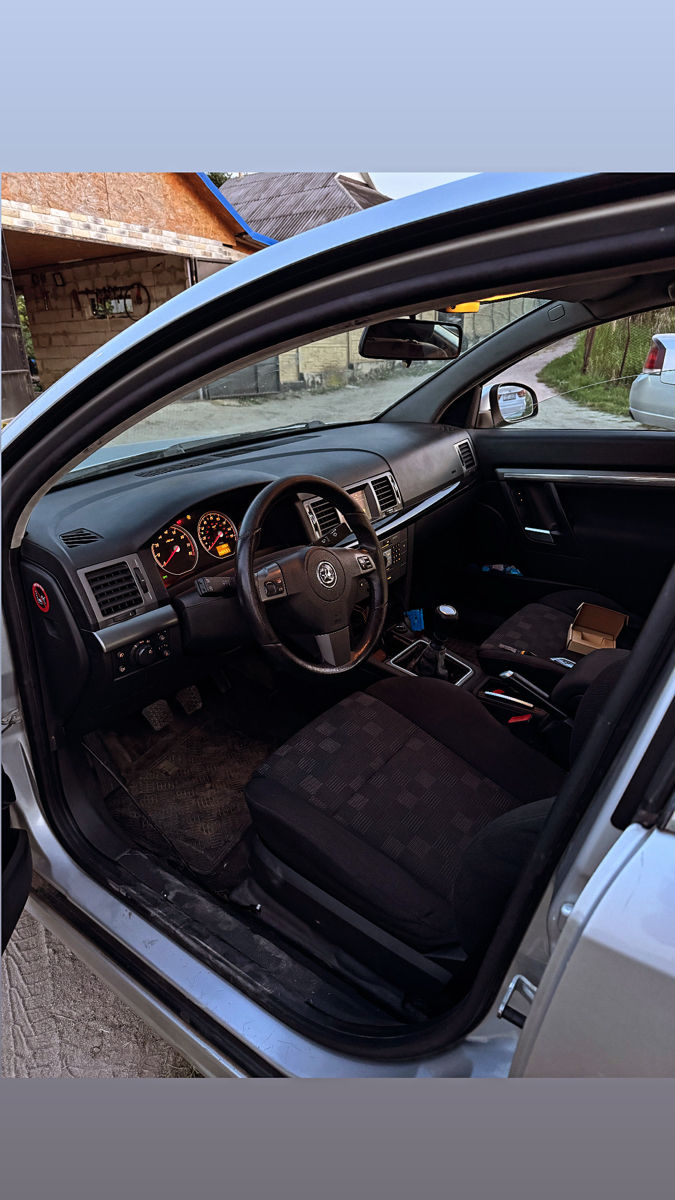 Opel Vectra фото 1