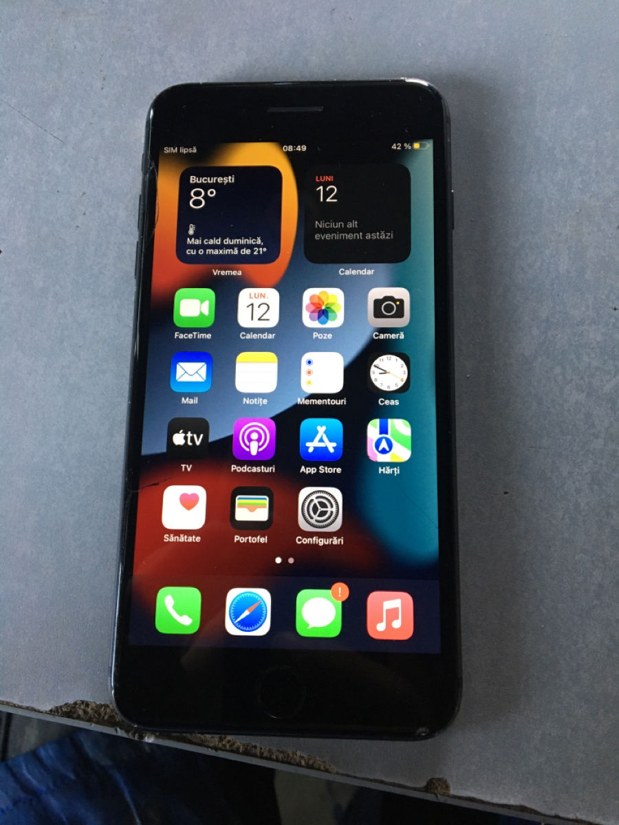 iPhone 8 plus 150€Vând foto 2