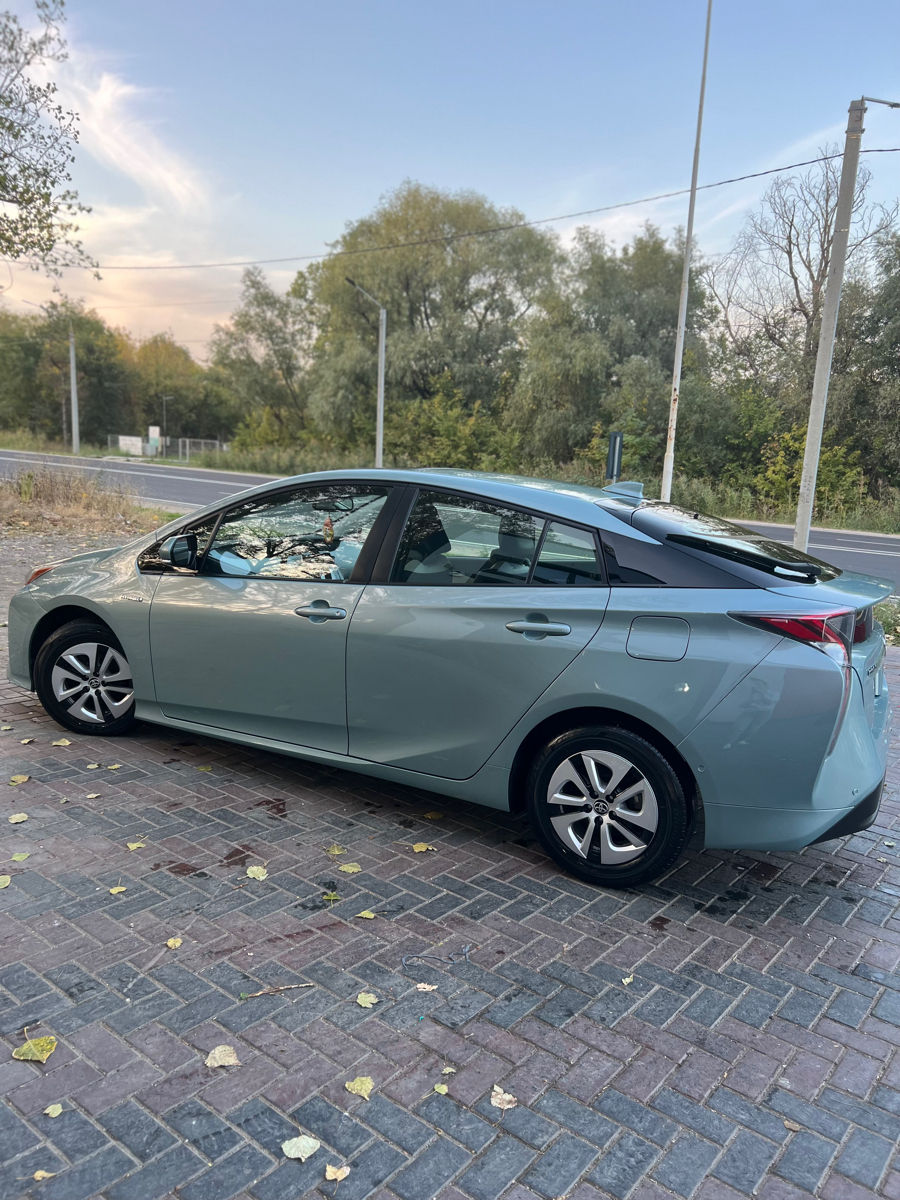 Toyota Prius foto 6