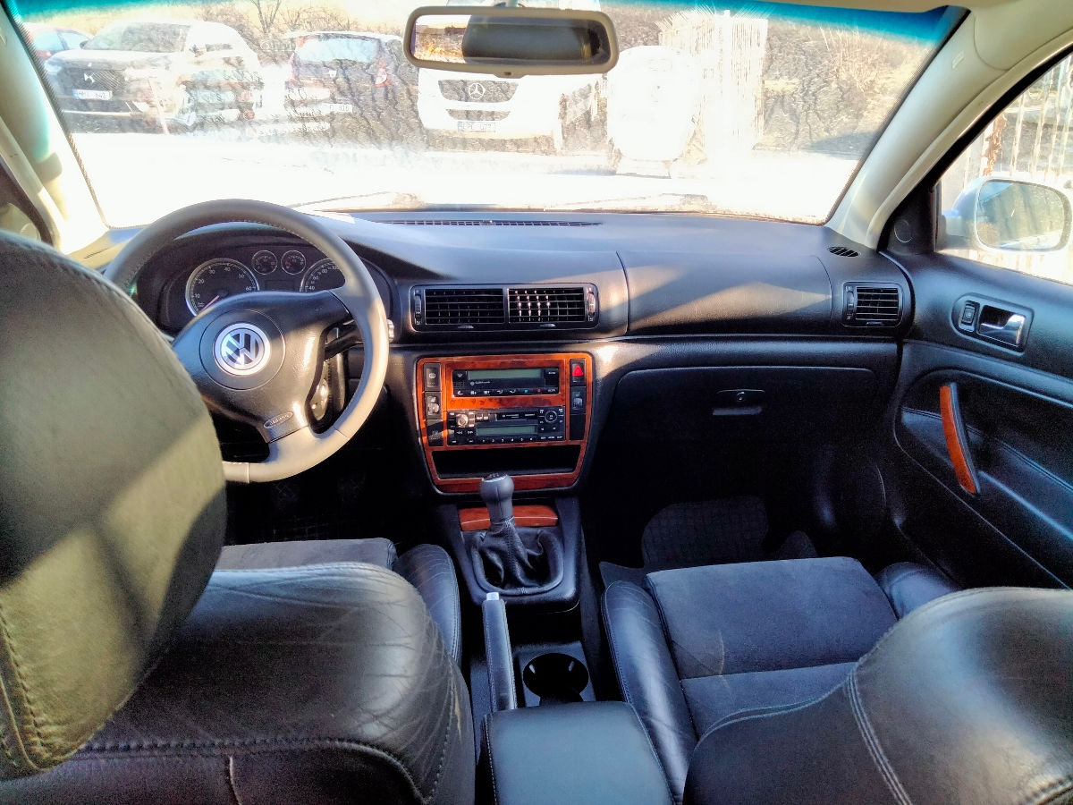 Volkswagen Passat foto 8