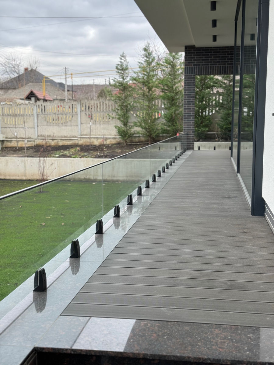 Balustrade din sticlă securizată foto 0