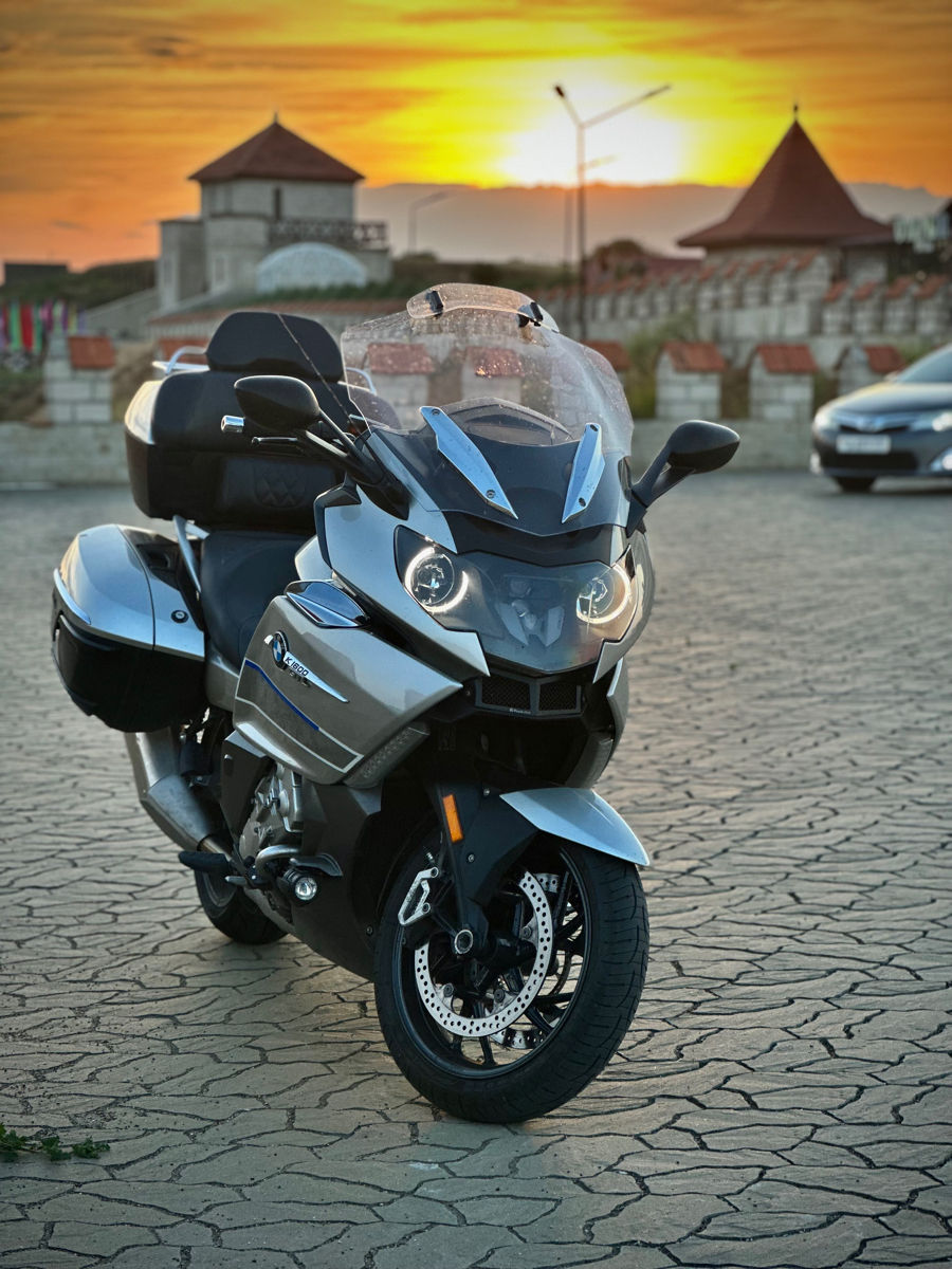 BMW K1600GT foto 0