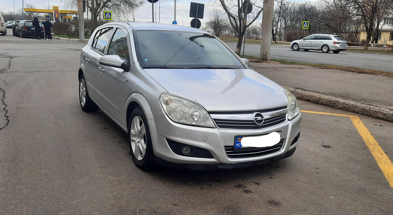 Opel Astra фото 6