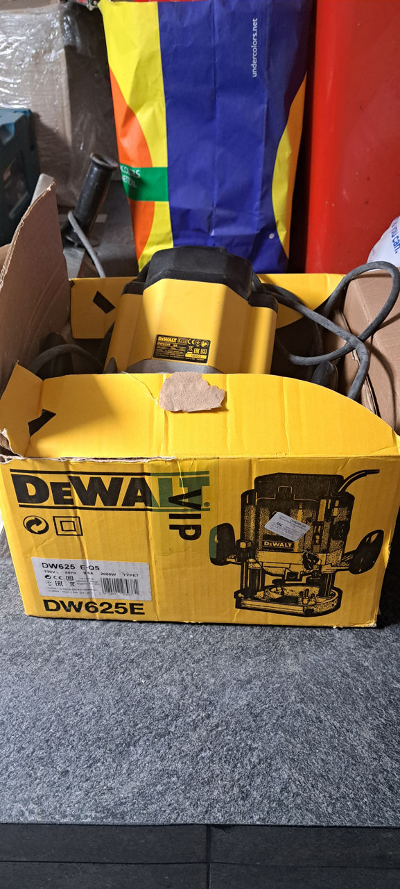 Dewalt dw625e 2000вт foto 1