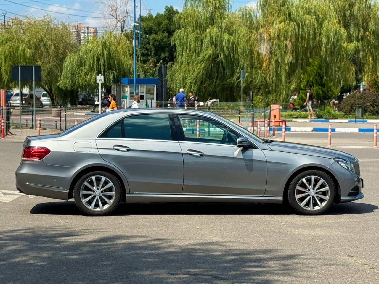 Mercedes E-Class foto 4