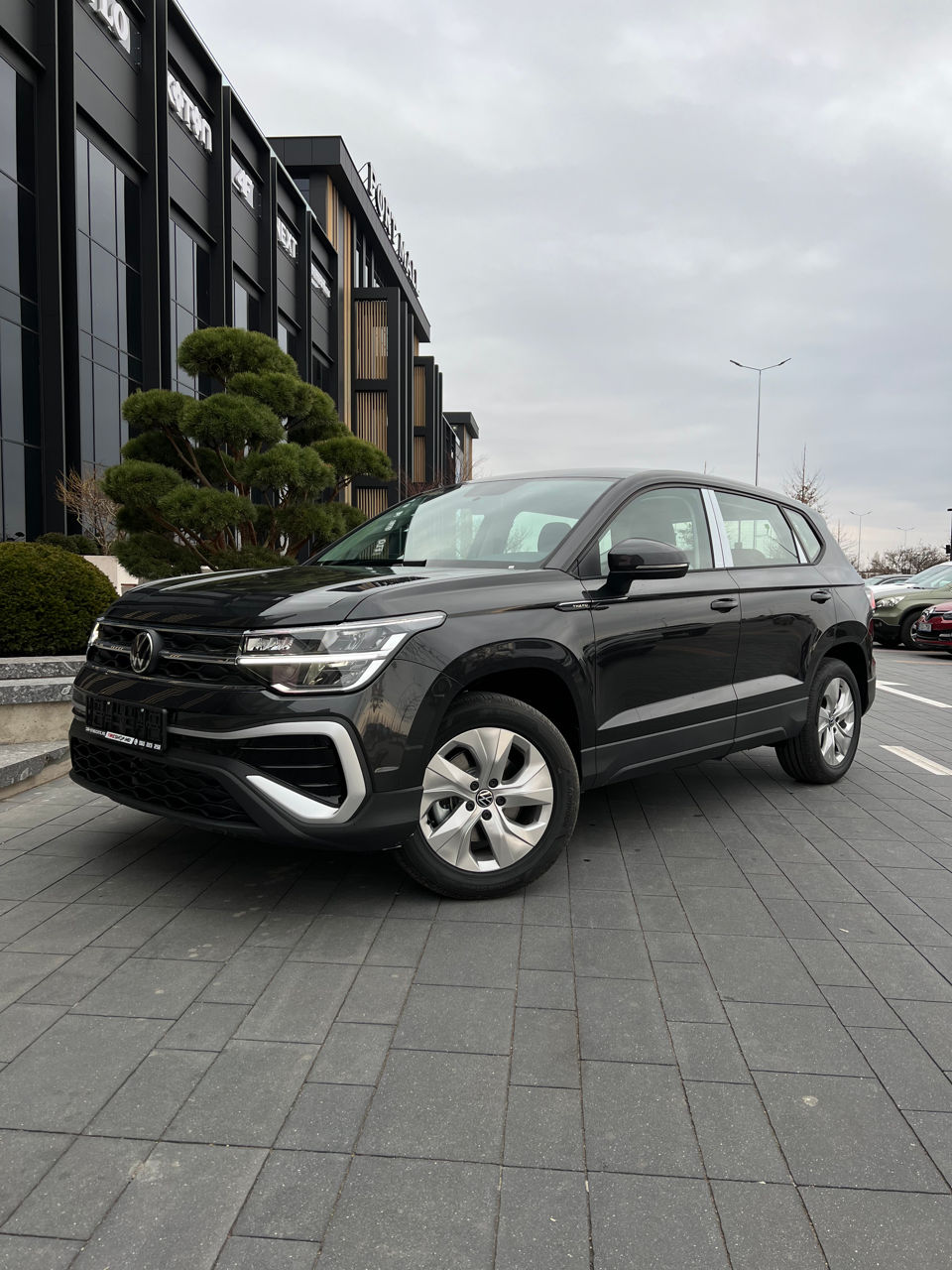 Volkswagen Tiguan фото 0