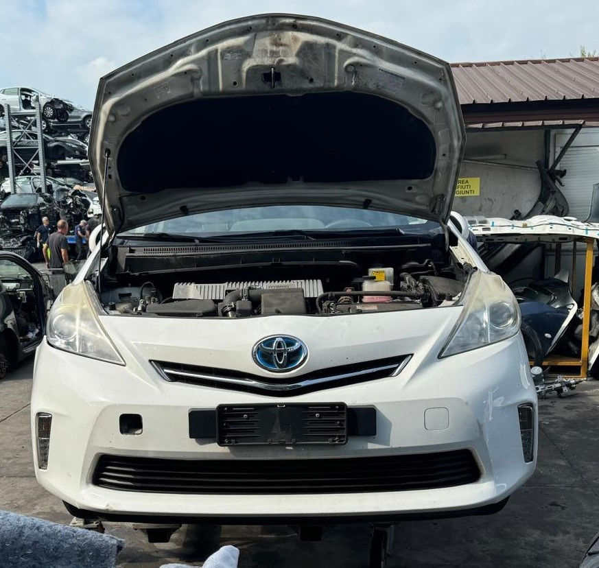 Piese Toyota Prius +, 1.8 hybrid 2012 foto 0
