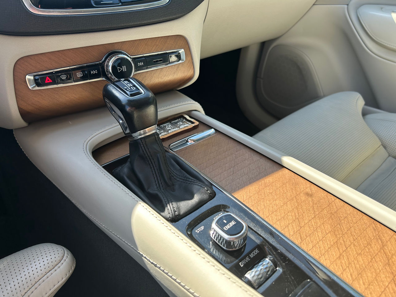 Volvo XC90 foto 12