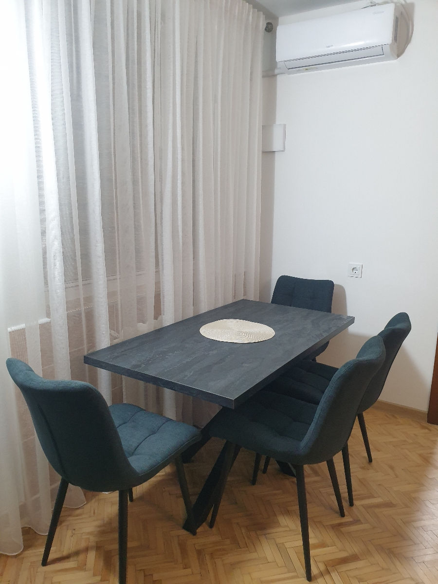 Apartament cu 2 camere, 57 m², Botanica, Chișinău foto 3