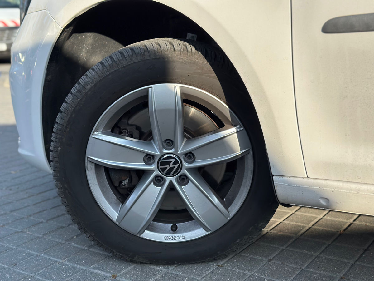 Volkswagen Caddy фото 7