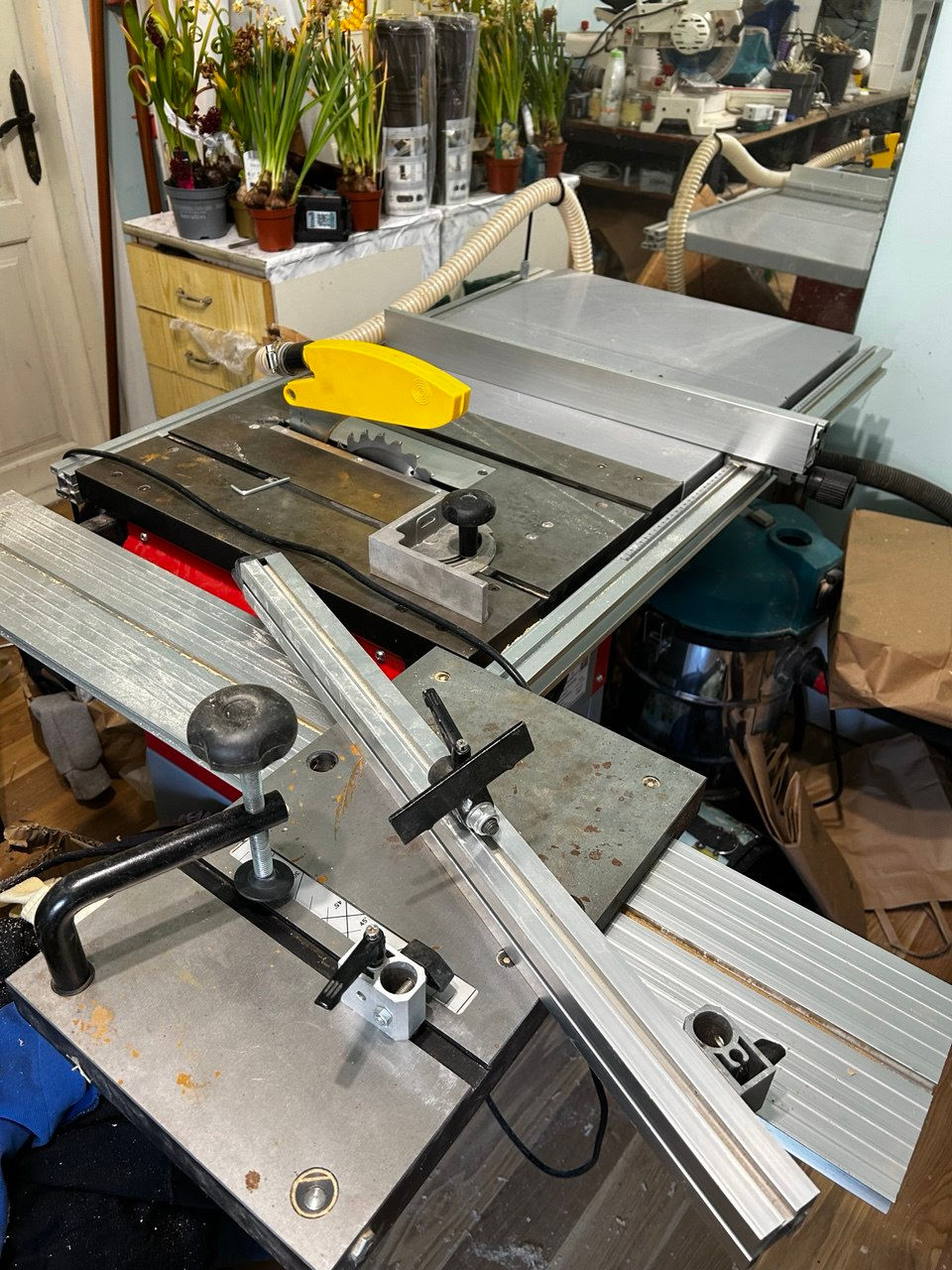 Циркулярный станок Holzmann TS200 фото 0