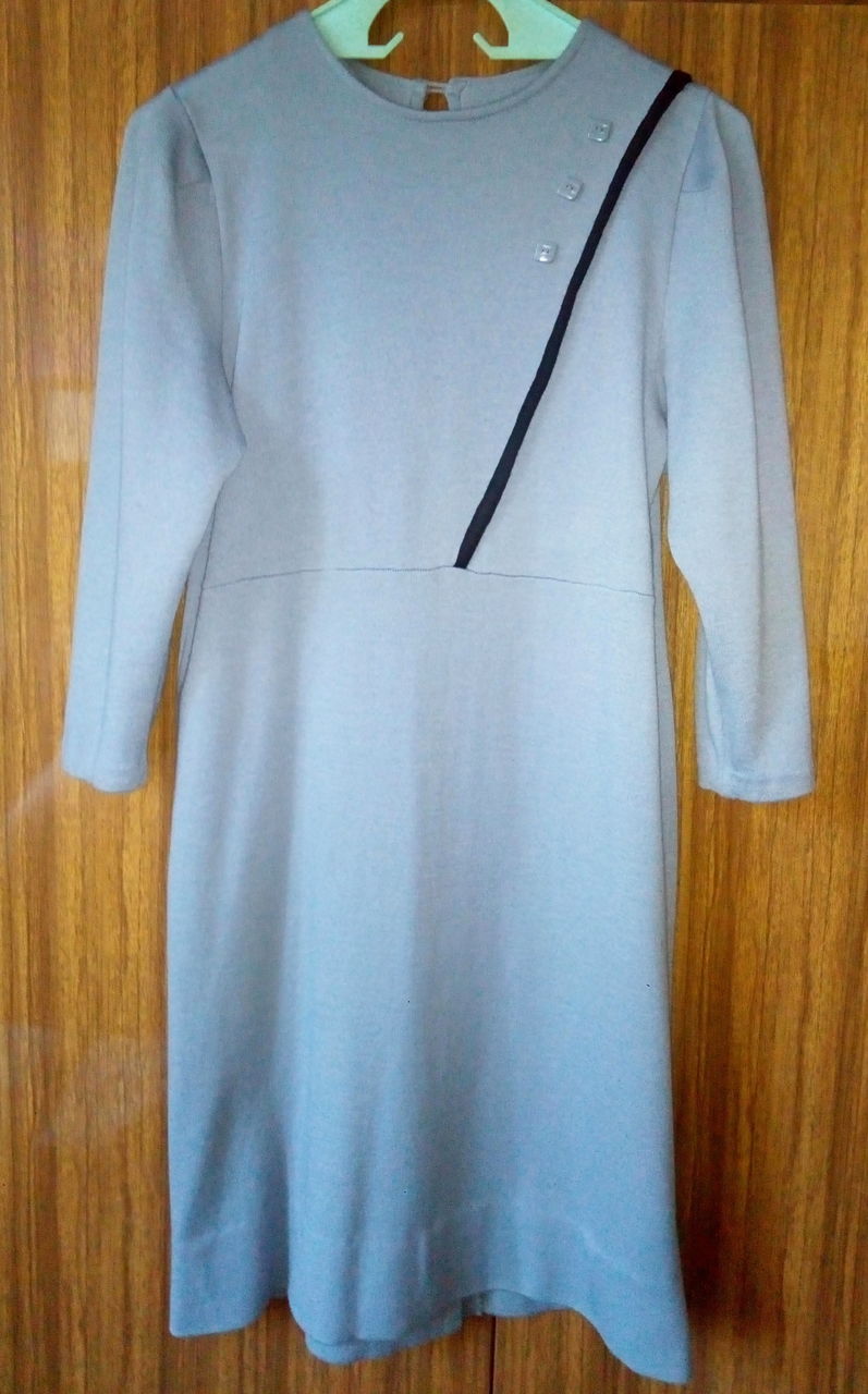 Платье полушерстяное, качественное, Белоруссия, размер М фото 3