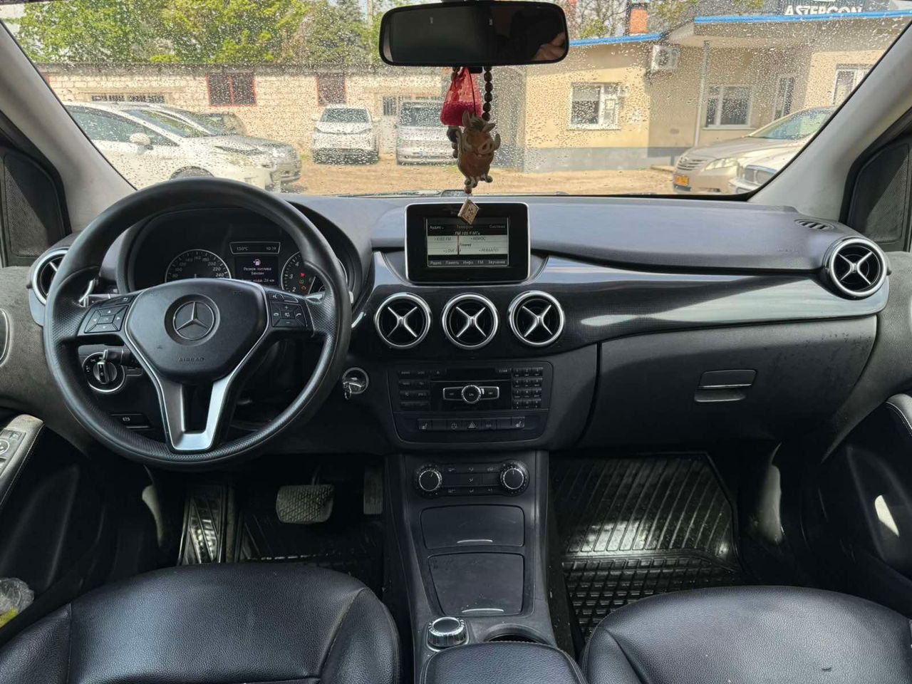 Mercedes B-Class foto 6