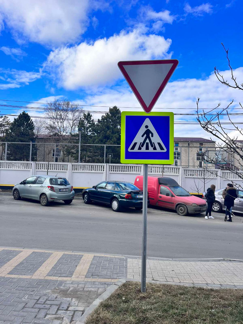 Servicii marcaj rutier, instalare indicatoare rutiere!!! foto 3