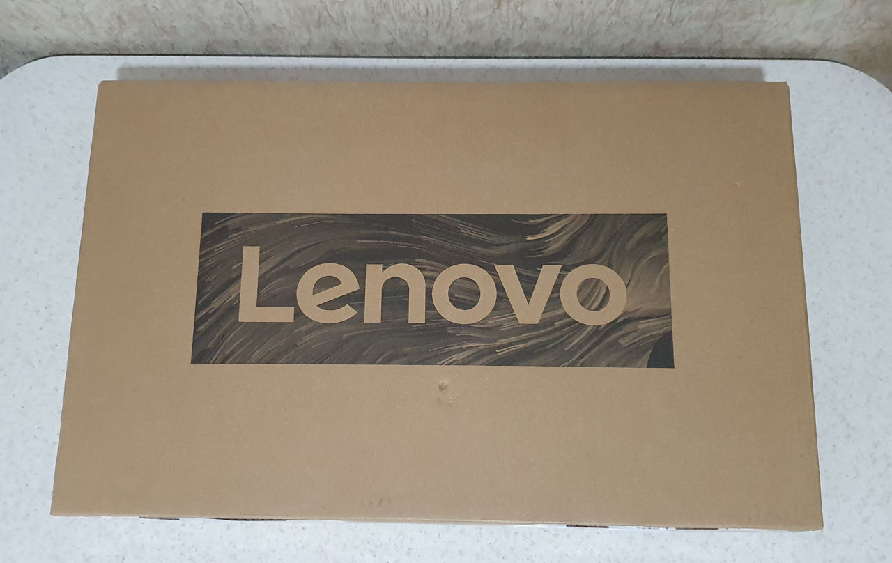 Срочно! Новый Мощный Lenovo ideapad V15. icore5 1135G7 4,2GHz. 8ядер. 8gb. SSD 256gb. Full HD iPS foto 1