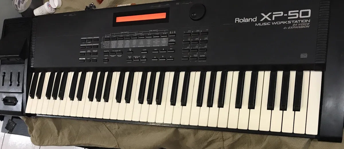 YAMAHA MM6=360euro; Yamaha SY77 fm sinthez = 770evro; Roland XP50=650evro;Roland GW-8=550euro. фото 5
