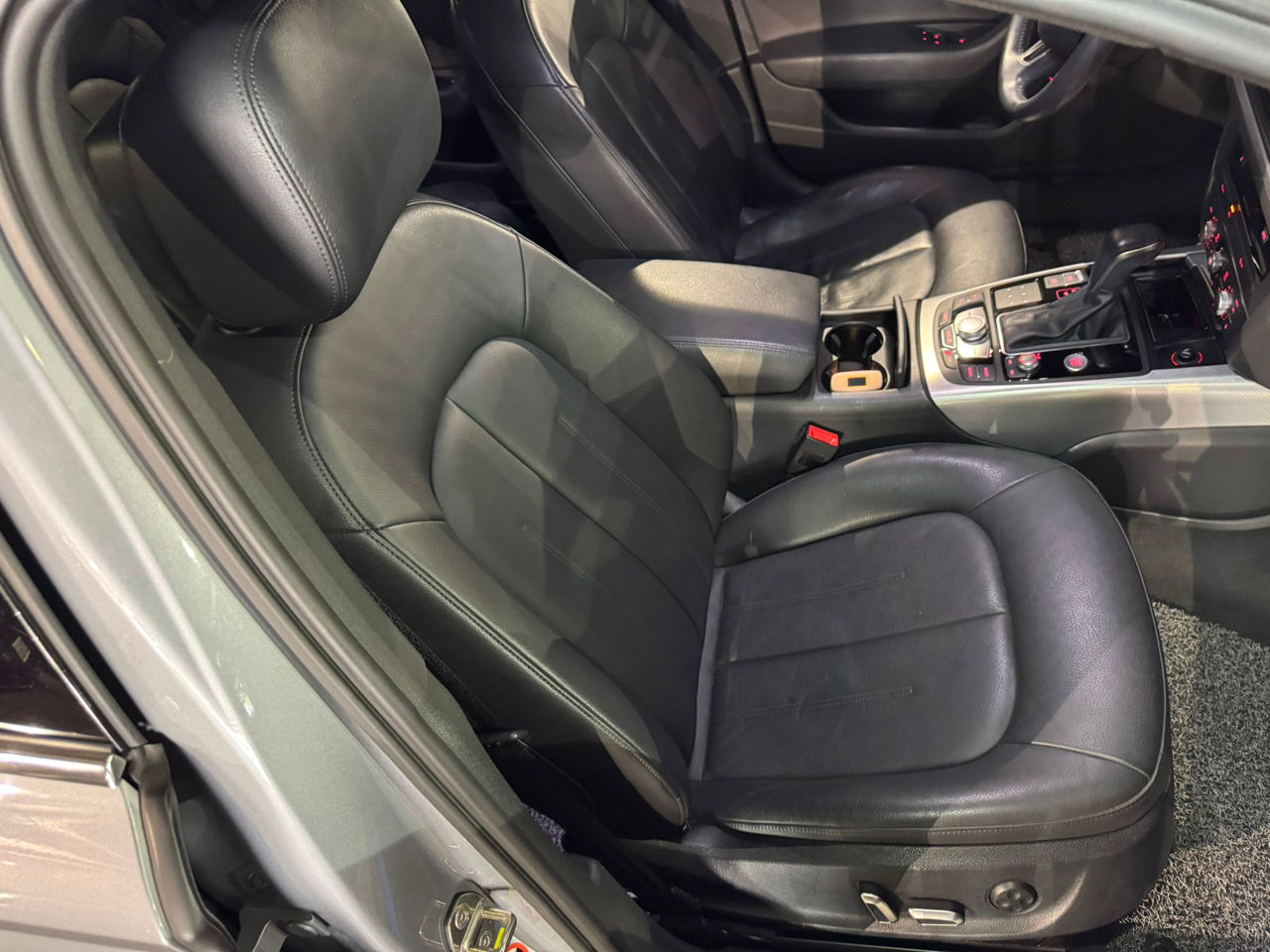Audi A6 foto 15