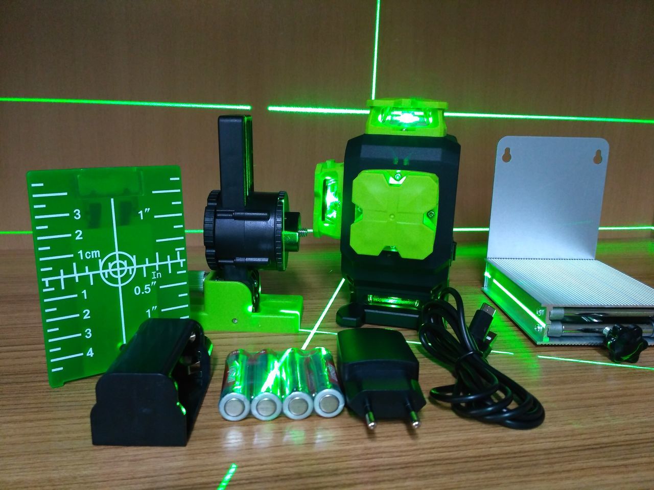 Лазерный уровень Huepar S04CG-L. Laser Osram Germany ! фото 2