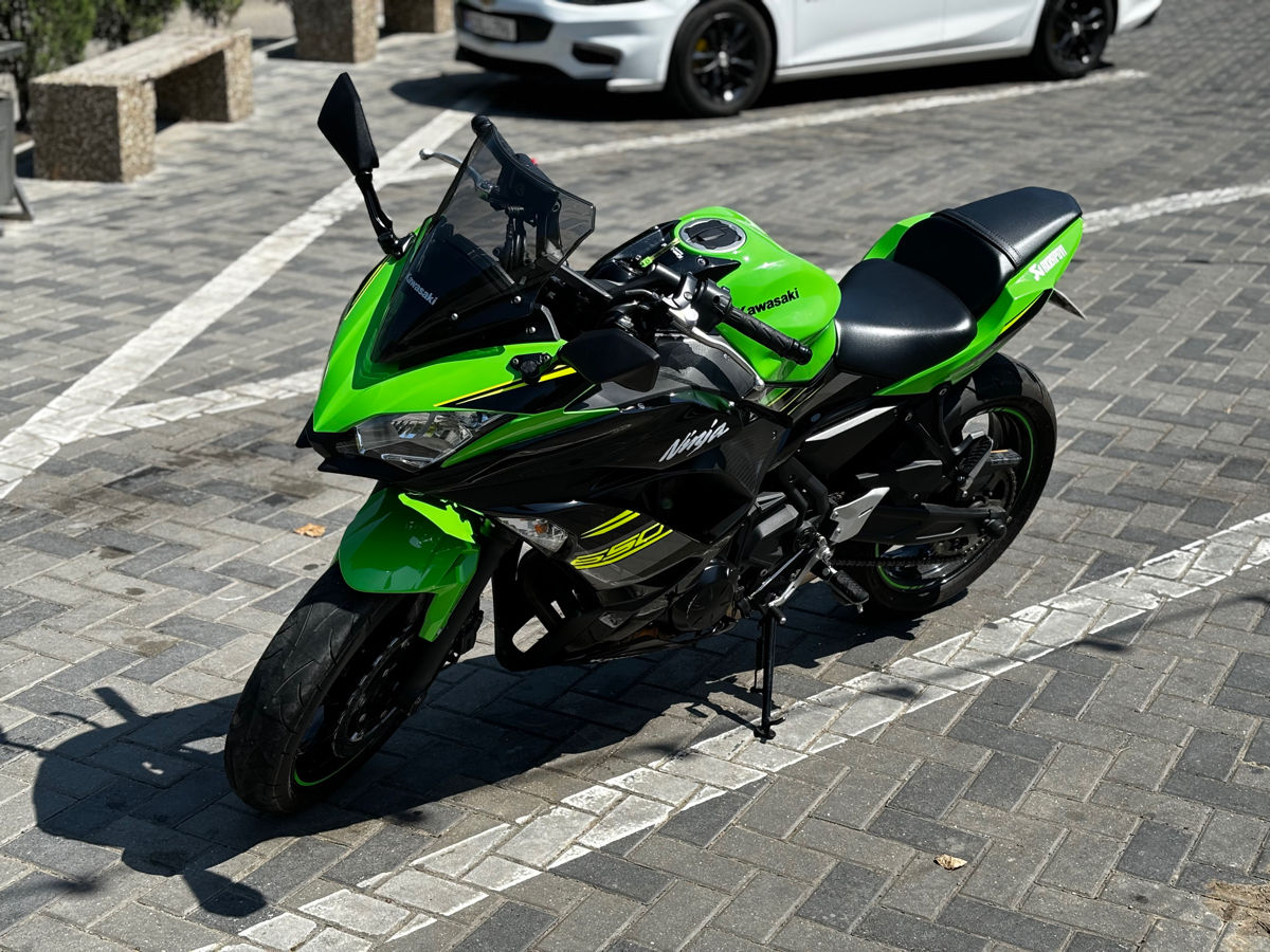 Kawasaki Ninja 650 foto 5